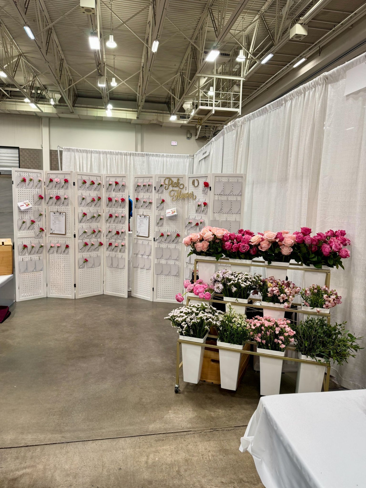 Flower Wall Rental & Pop Up (Deposit Only) - Chelsey Walker Creative, LLC